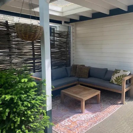 בקתה Sfeervol Boschalet 5 Persoons Met Sauna *