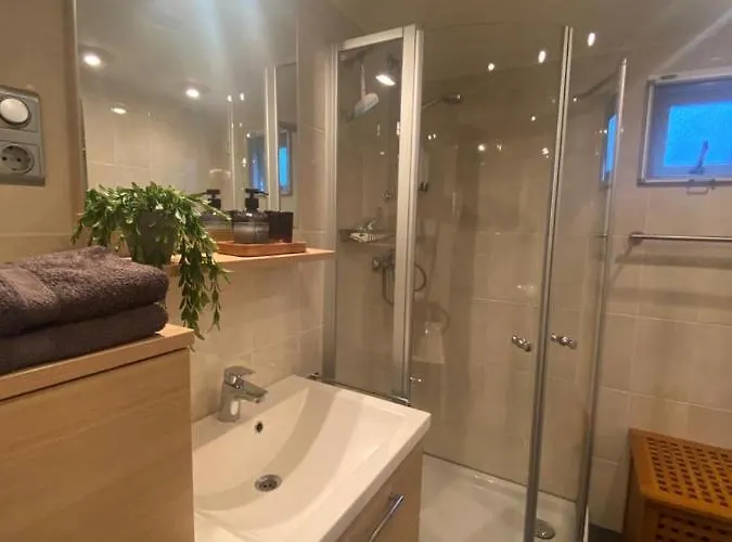 Sfeervol Boschalet 5 Persoons Met Sauna فورتهاوزن