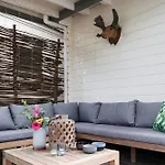 Sfeervol Boschalet 5 Persoons Met Sauna Chalet Voorthuizen